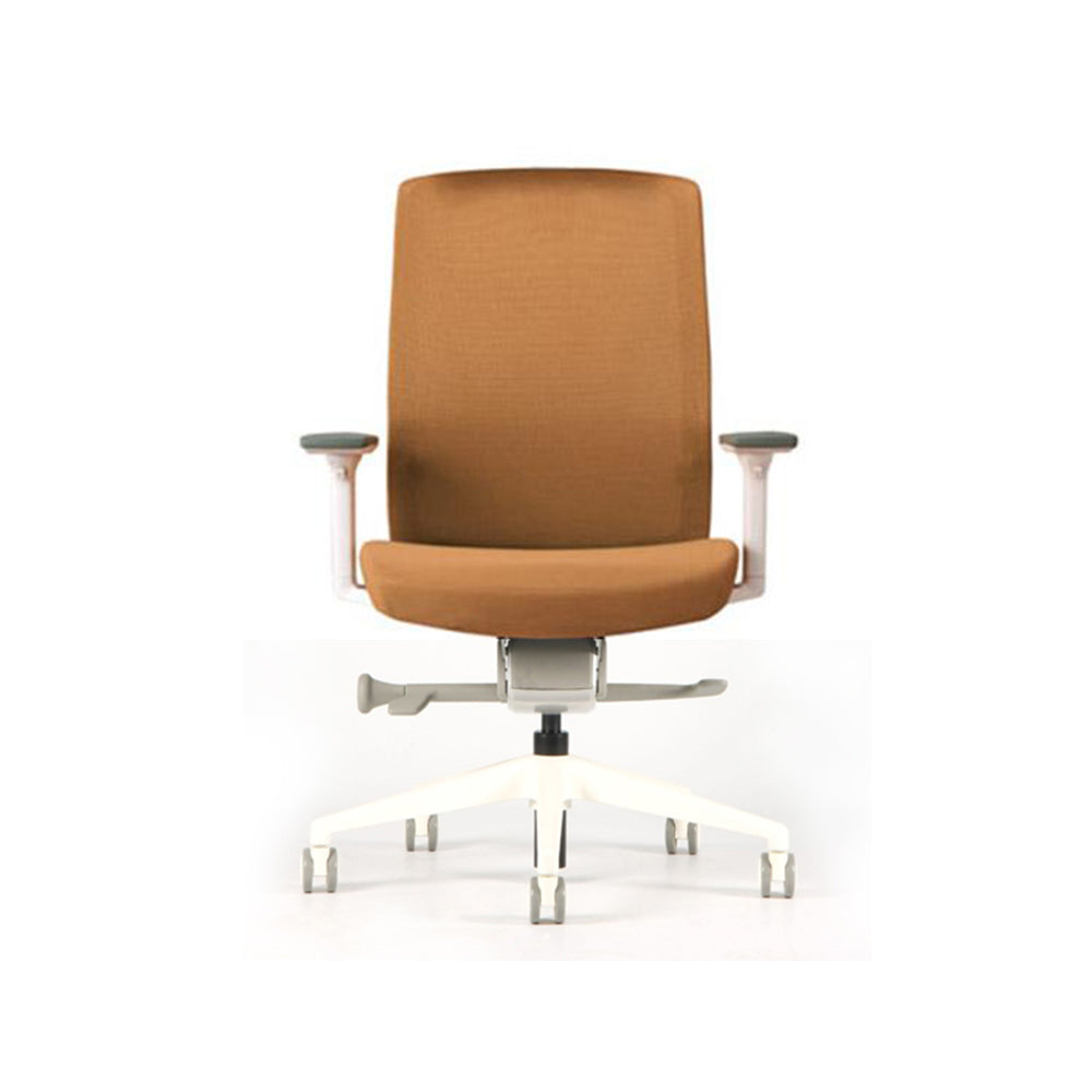 Silla NIMBO con apoyabrazos base blanca